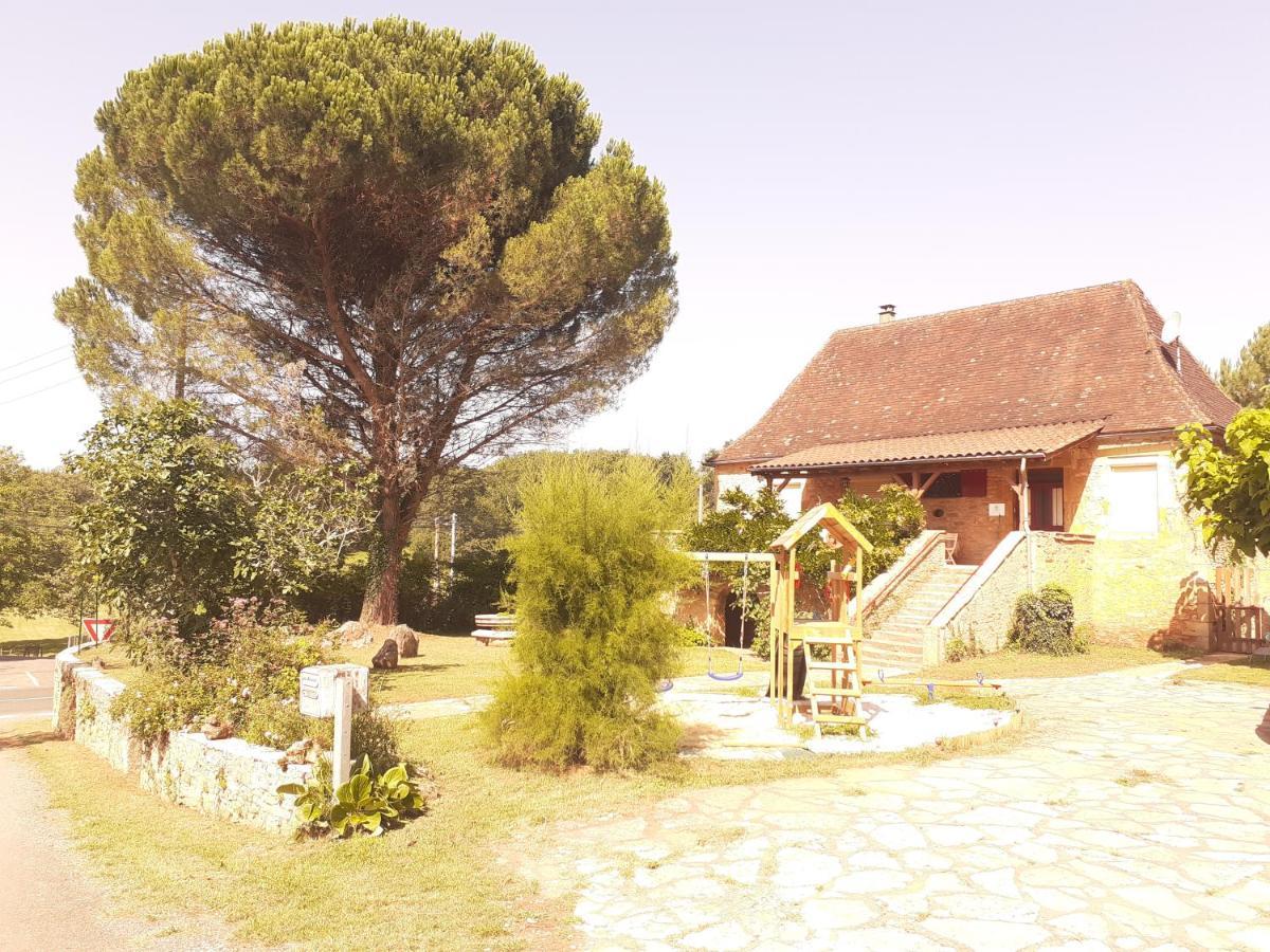 Gîte Las casitas du lot dans le Périgord Frayssinet-le-Gélat Esterno foto
